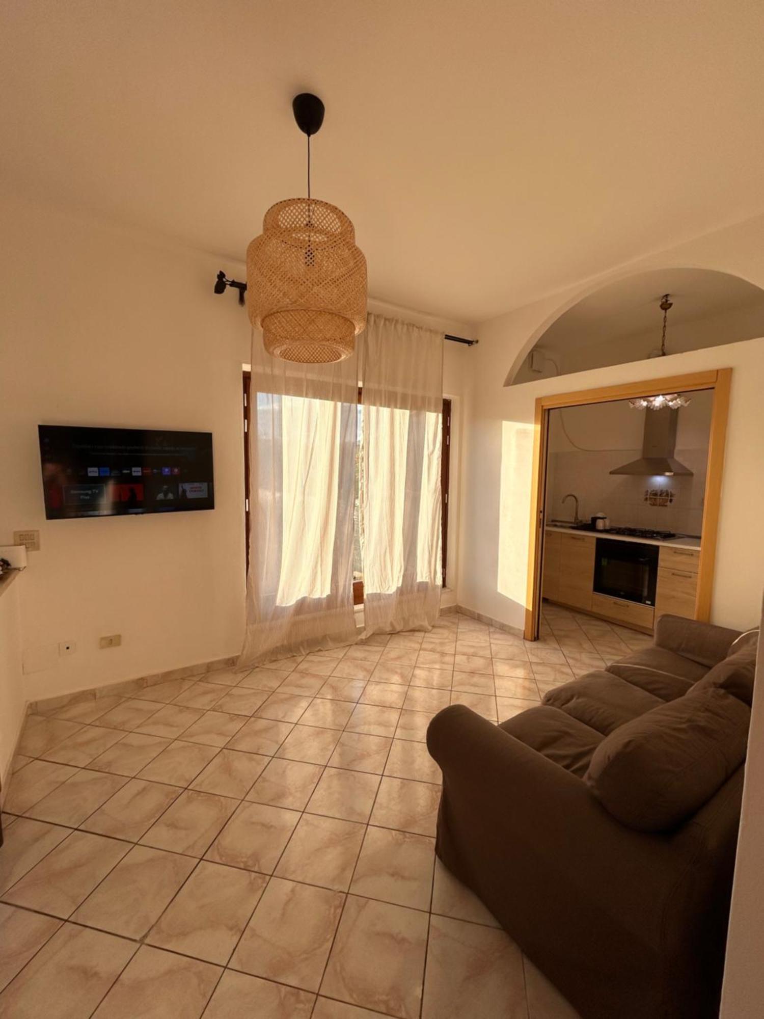 Sunny Apartment Marina di Massa Exteriér fotografie